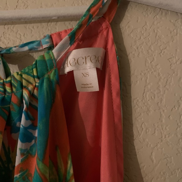 Sundress/ tropical  by Decree XS, front leg splits worn once. - Picture 13 of 14